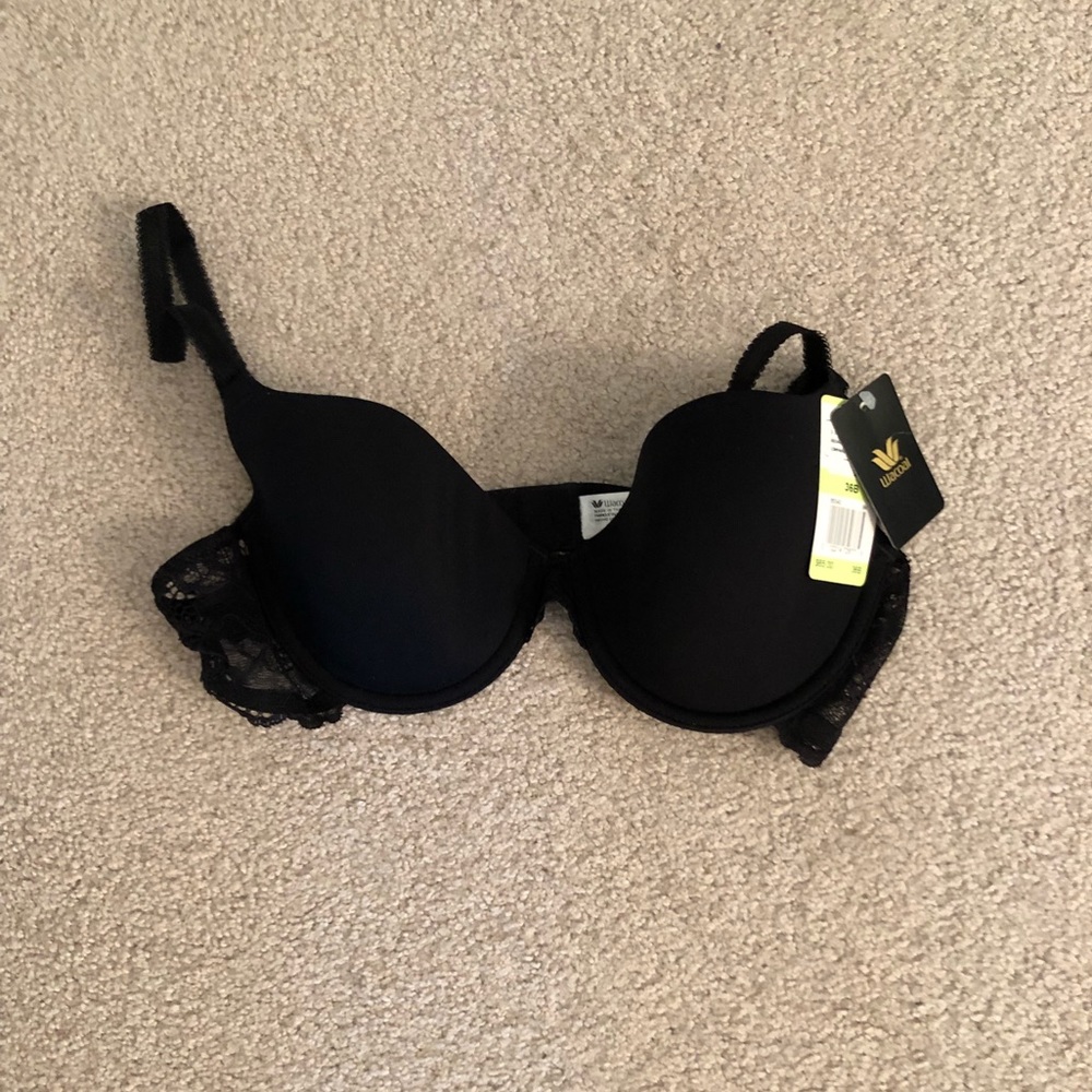 Brand new bra 36b